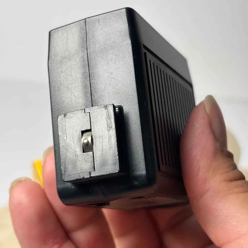 Fotomatic 140 Electronic Flash for 35mm Film Cameras Hot Shoe Mount Vintage
